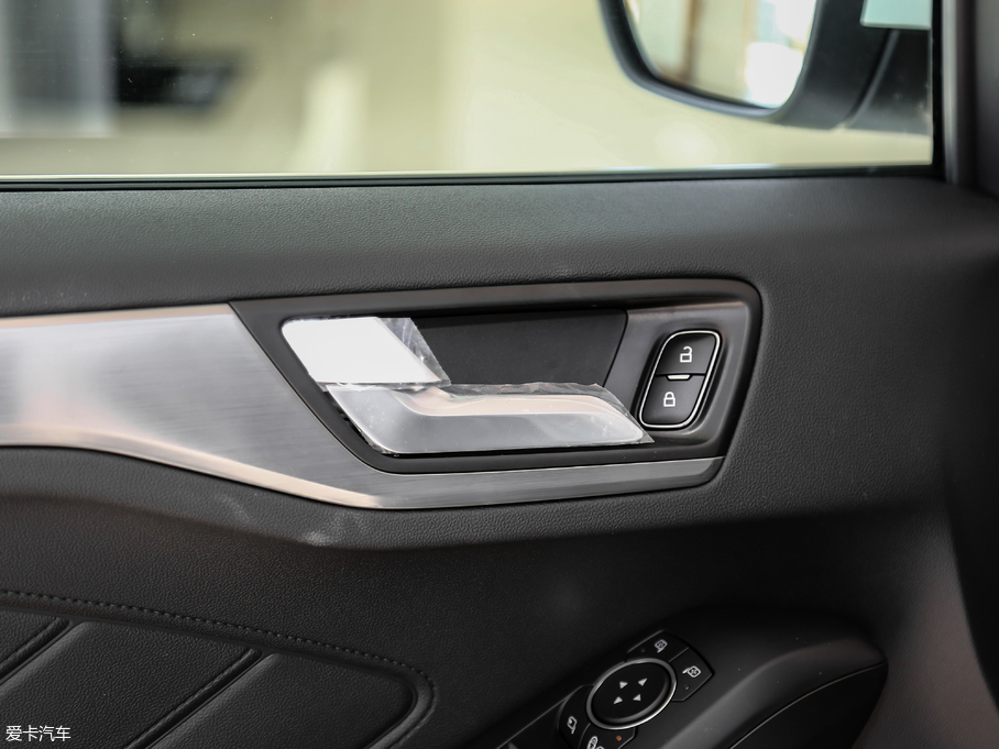 2019˹ Ɏ EcoBoost 180 Ԅhҫ V