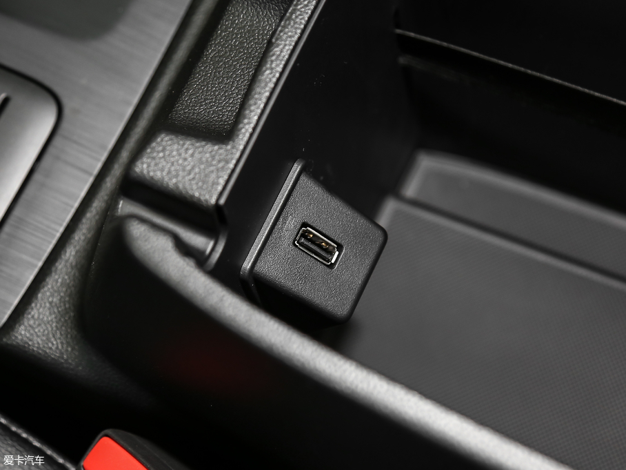 2019˹ Ɏ EcoBoost 180 Ԅ(dng)hҫ (gu)V