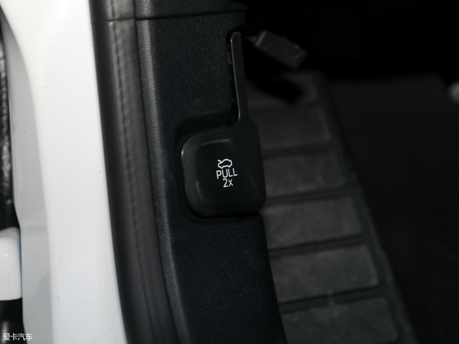 2019˹  EcoBoost 180ԄST Line V