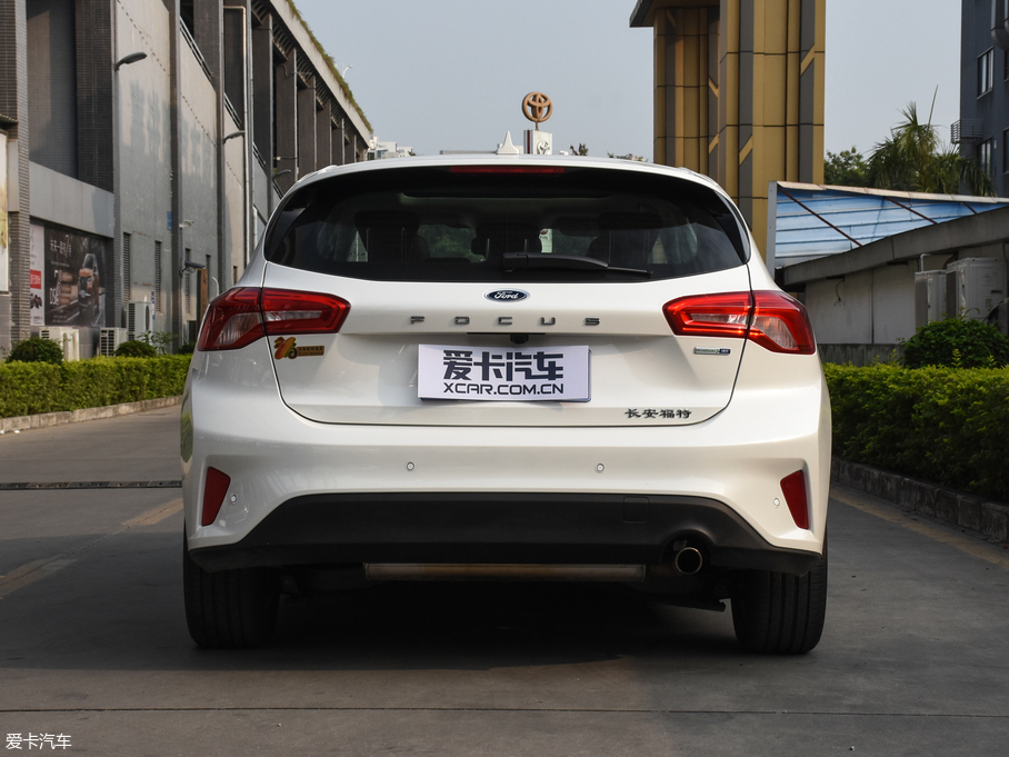 2019˹ Ɏ EcoBoost 180 Ԅh V