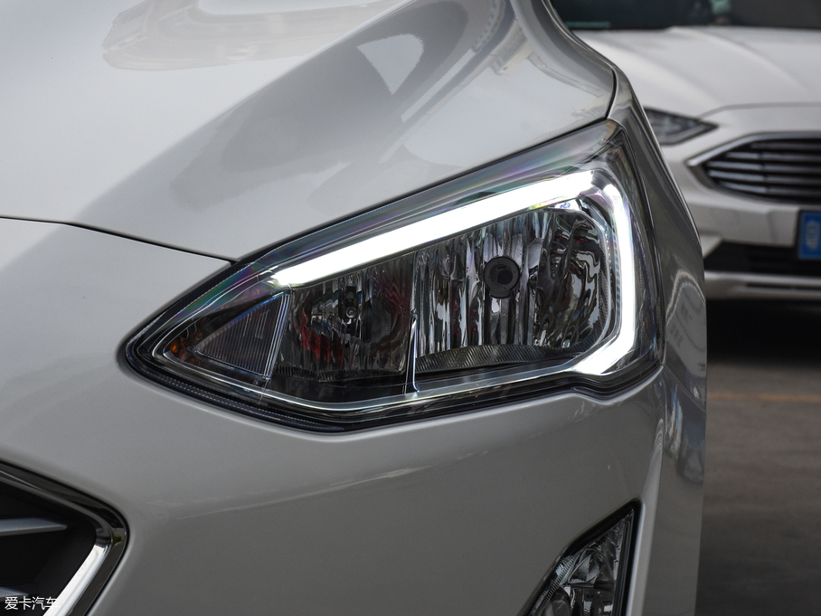 2019˹ Ɏ EcoBoost 180 Ԅh V