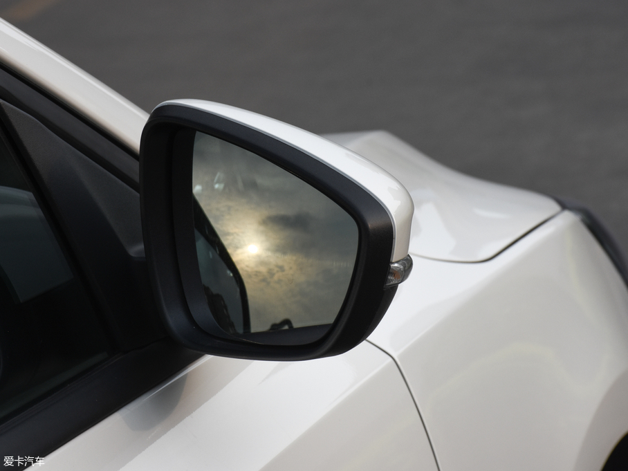 2019˹ Ɏ EcoBoost 180 Ԅh V