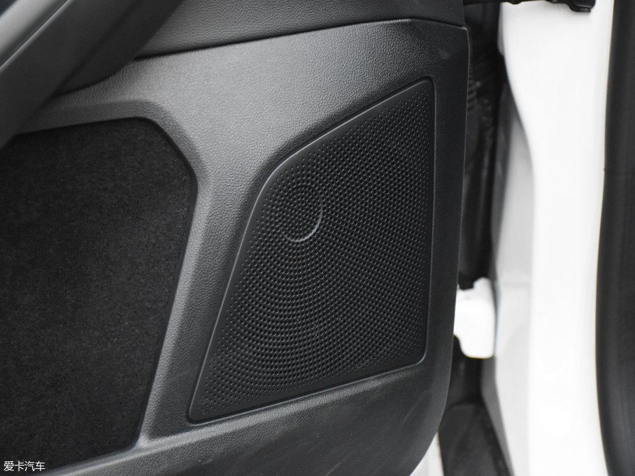 2019˹ Ɏ EcoBoost 180 Ԅh V