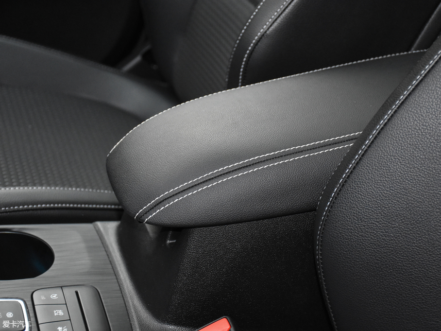 2019˹ Ɏ EcoBoost 180 Ԅh V