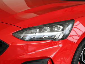 2019Ɏ EcoBoost 180 ԄST Line V ^