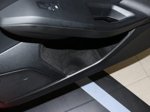 2019Ɏ EcoBoost 180 ԄST Line V g