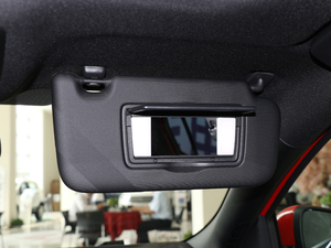 2019Ɏ EcoBoost 180 ԄST Line V g