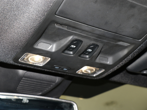 2019Ɏ EcoBoost 180 ԄST Line V g