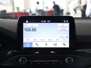 2019Ɏ EcoBoost 180 ԄST Line V п؅^(q)