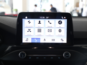 2019Ɏ EcoBoost 180 ԄST Line V п؅^(q)