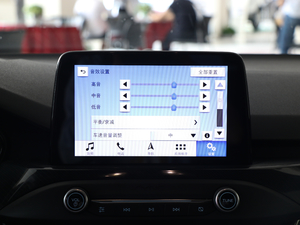 2019Ɏ EcoBoost 180 ԄST Line V п؅^