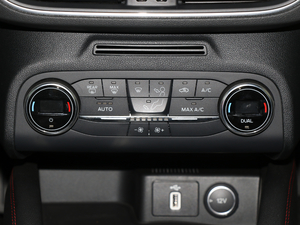 2019Ɏ EcoBoost 180 ԄST Line V {{