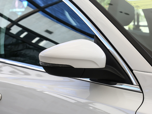 2019Ɏ EcoBoost 180 Ԅhҫ V ^