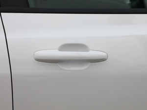 2019 EcoBoost 180ԄST Line V ^