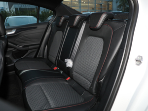 2019 EcoBoost 180ԄST Line V 