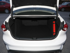 2019 EcoBoost 180ԄST Line V g