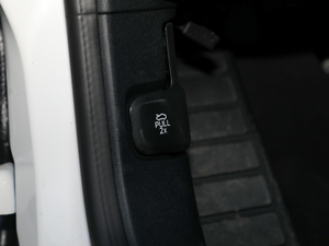 2019 EcoBoost 180ԄST Line V п؅^