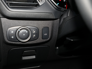 2019 EcoBoost 180ԄST Line V п؅^