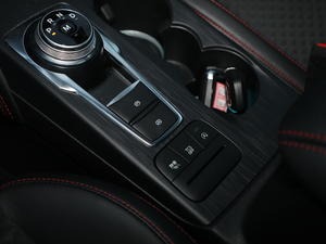 2019 EcoBoost 180ԄST Line V п؅^