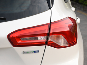 2019Ɏ EcoBoost 180 Ԅ(dng)h V β