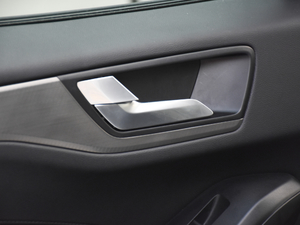 2019Ɏ EcoBoost 180 Ԅh V g