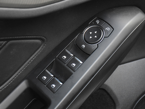 2019Ɏ EcoBoost 180 Ԅ(dng)h (gu)V {܇ƅ^(q)	