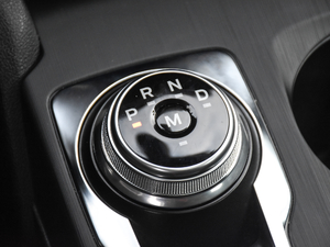 2019Ɏ EcoBoost 180 Ԅ(dng)h (gu)V QU