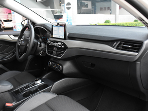 2019Ɏ EcoBoost 180 Ԅ(dng)h (gu)V п؅^(q)