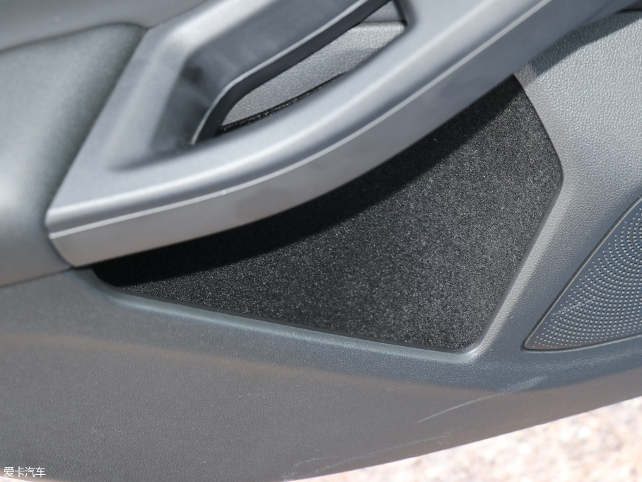 2019˹  EcoBoost 180Ԅ(dng)ST Line (gu)V