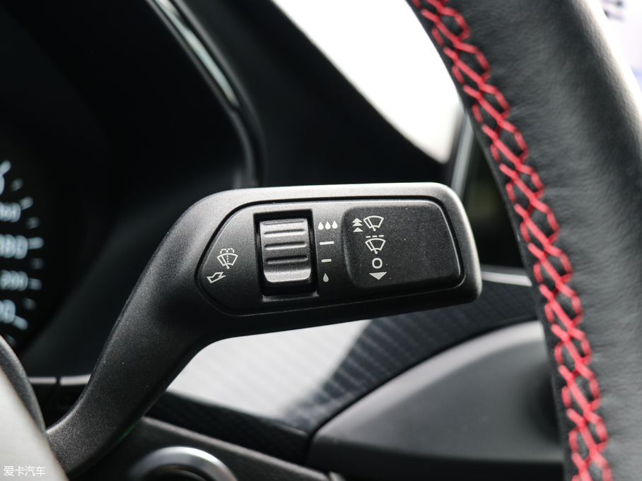 2019˹  EcoBoost 180ԄST Line V