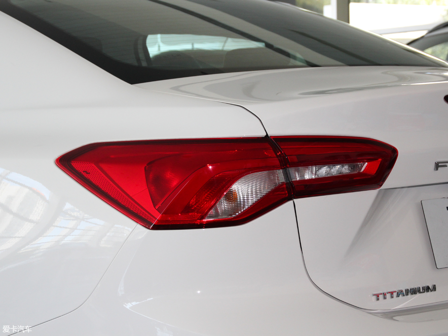 2019˹  EcoBoost 180Ԅhҫ V