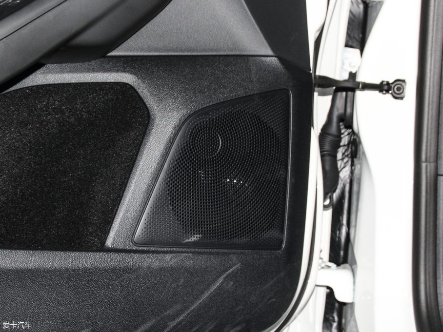 2019˹  EcoBoost 180Ԅ(dng)hҫ (gu)V