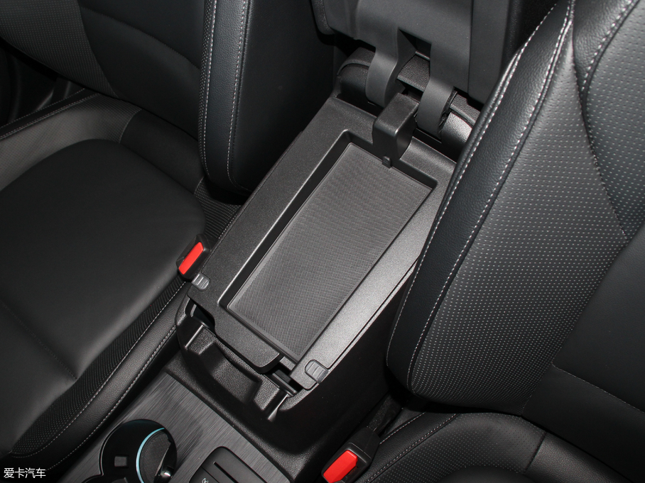 2019˹  EcoBoost 180Ԅ(dng)hҫ V