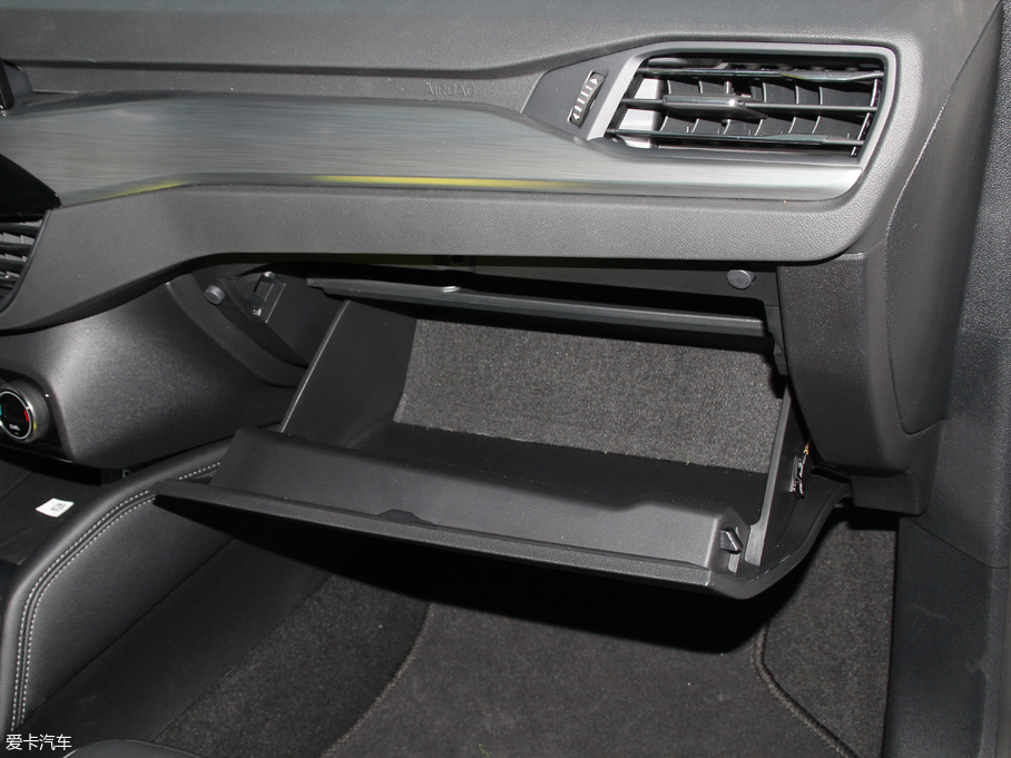 2019˹  EcoBoost 180Ԅhҫ V