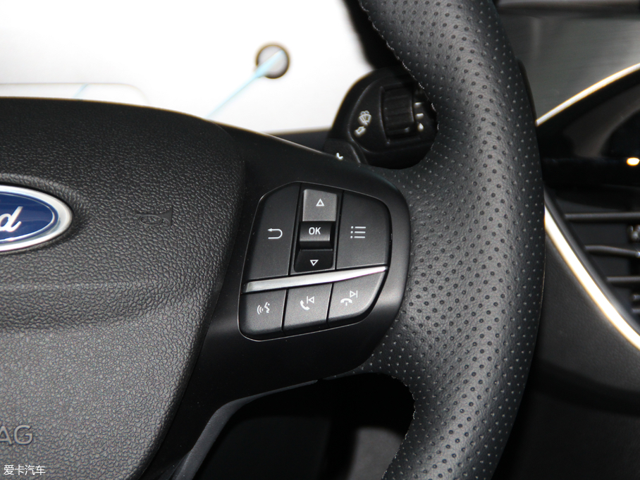 2019˹  EcoBoost 180Ԅ(dng)hҫ (gu)V