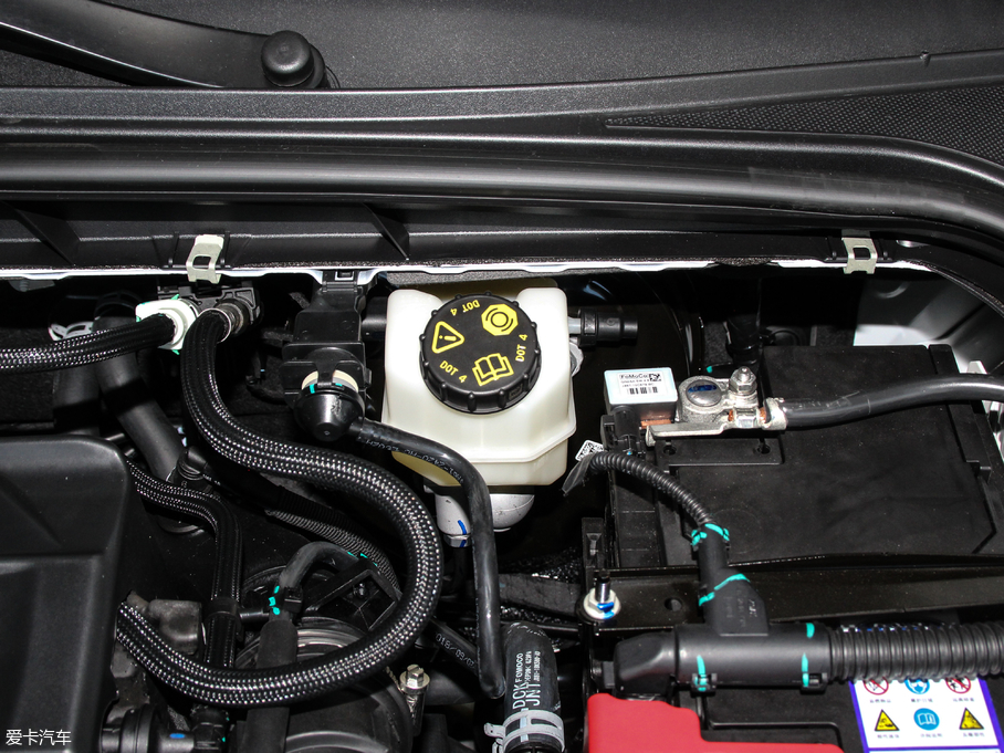 2019˹  EcoBoost 180Ԅ(dng)hҫ (gu)V