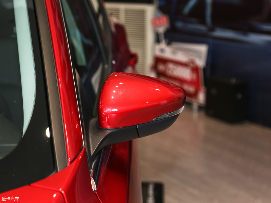 2019˹  EcoBoost 180Ԅhҫ V