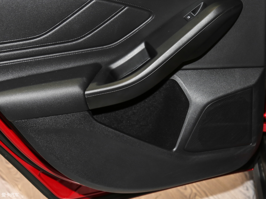 2019˹  EcoBoost 180Ԅhҫ V