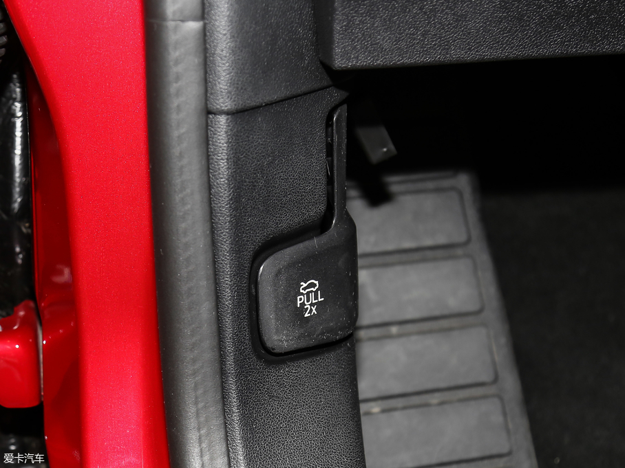 2019˹  EcoBoost 180Ԅhҫ V