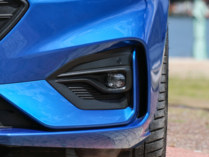 2019 EcoBoost 180ԄST Line V ǰF