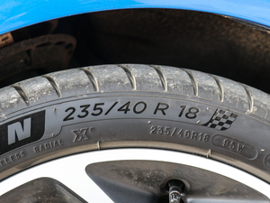 2019 EcoBoost 180ԄST Line V ݆̥ߴ