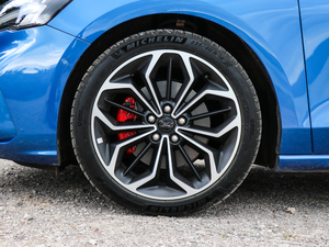 2019 EcoBoost 180ԄST Line V ݆Ȧ