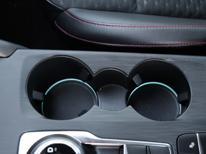 2019 EcoBoost 180ԄST Line V g