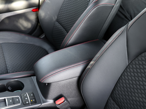 2019 EcoBoost 180ԄST Line V 