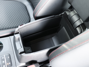 2019 EcoBoost 180ԄST Line V g