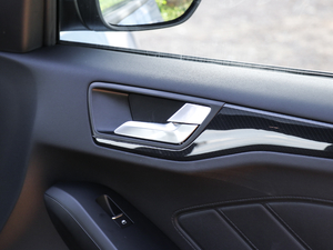 2019 EcoBoost 180ԄST Line V g