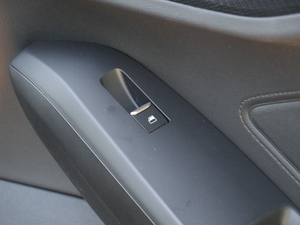 2019 EcoBoost 180ԄST Line V g