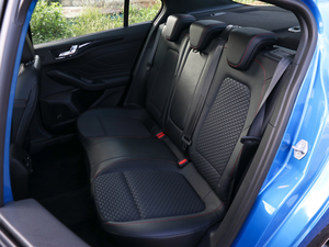 2019 EcoBoost 180ԄST Line V 