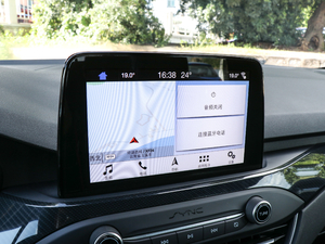 2019 EcoBoost 180ԄST Line V п؅^