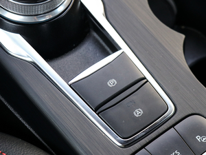 2019 EcoBoost 180ԄST Line V v܇Ƅ